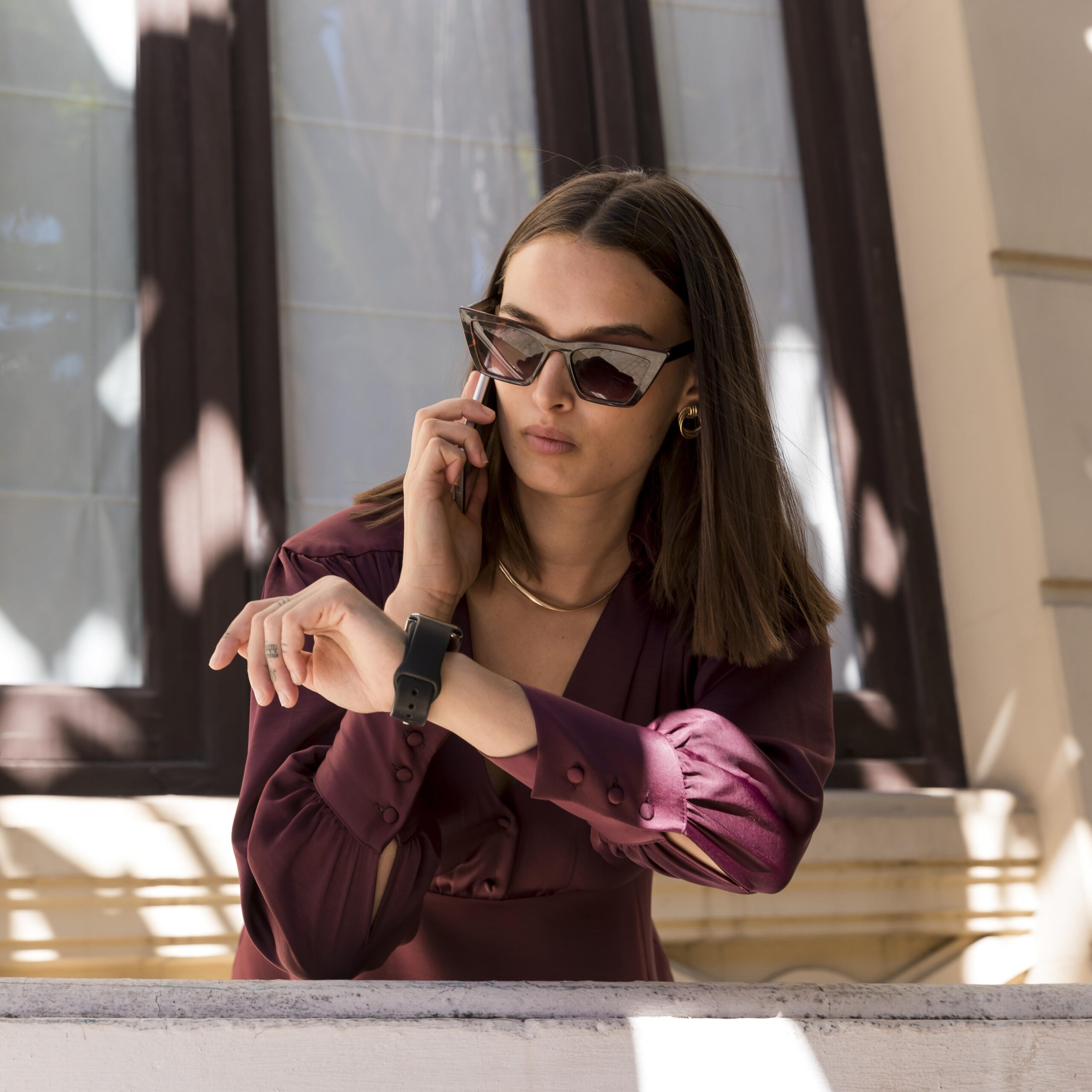 Chic and confident—eyewear that keeps up with your pace, from work calls to weekend plans.